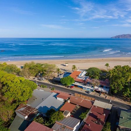 Отель Witch'S Rock Surf Camp Тамариндо Экстерьер фото